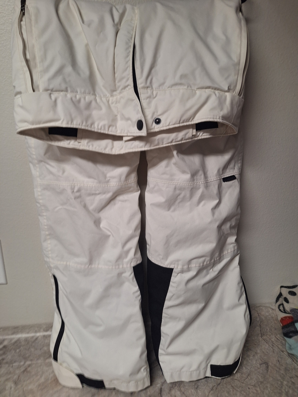 Columbia White Snow Ski Pants with Black Accents, Size Large